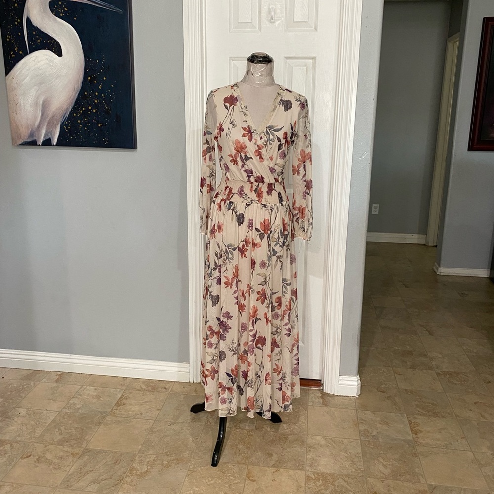 Kate & Lily Women 8 Petite dress Floral V-neckline, long balloon sleeves